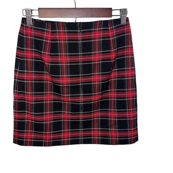 Zara, S,Academic red black plaid checkered mini skirt with off-center vent. - Picture 2 of 5
